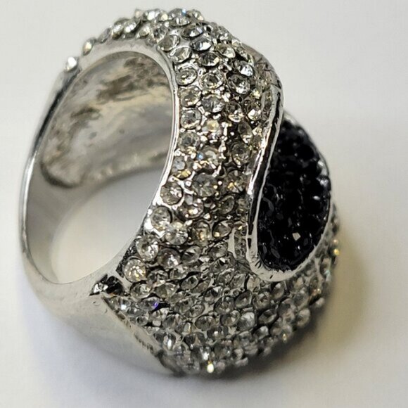 Two Tone Silver and Black Color Wide Ring Concave Design with Rhinestones Sz 5 - Picture 4 of 14